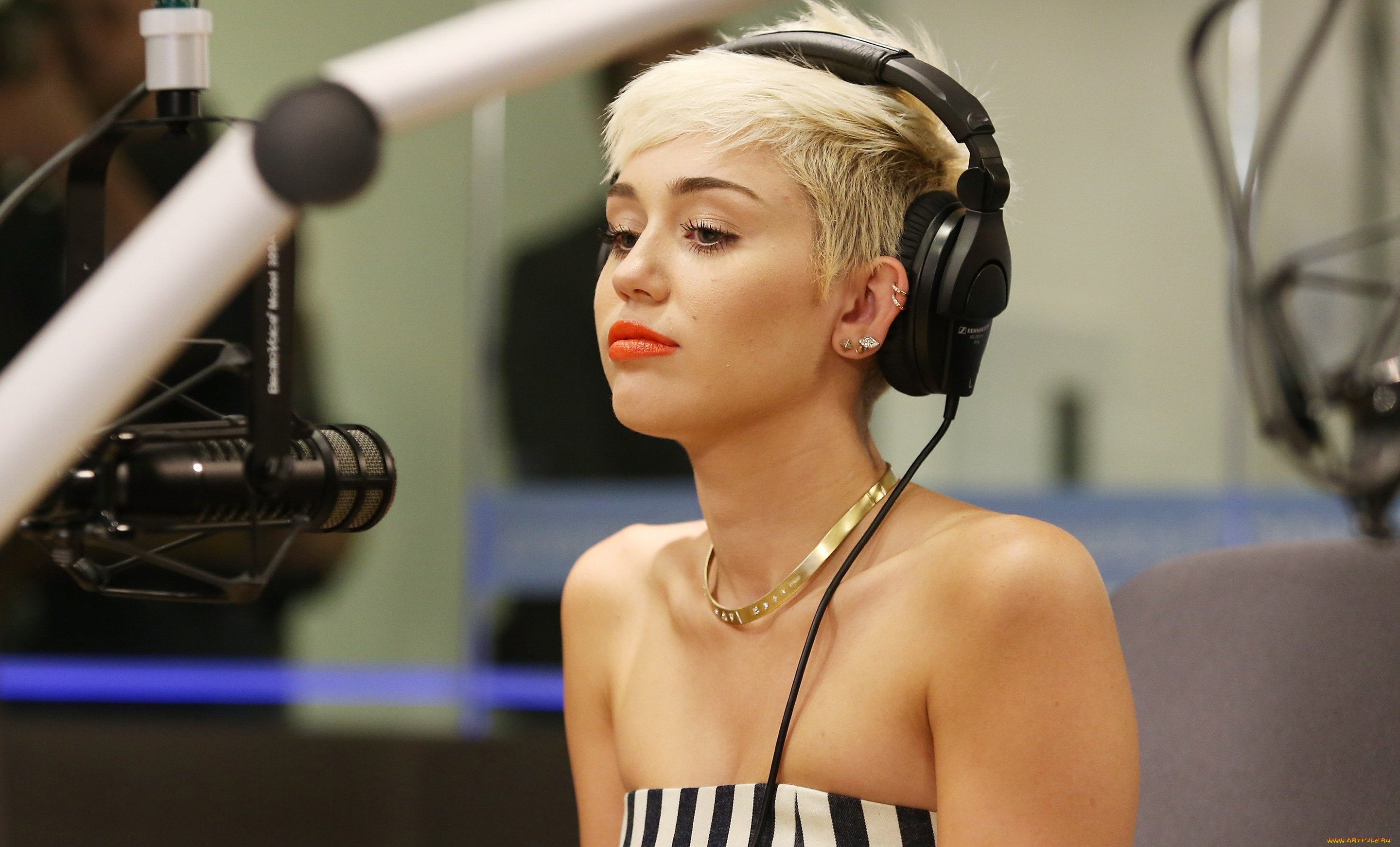 , miley cyrus, , , , , , , , , 